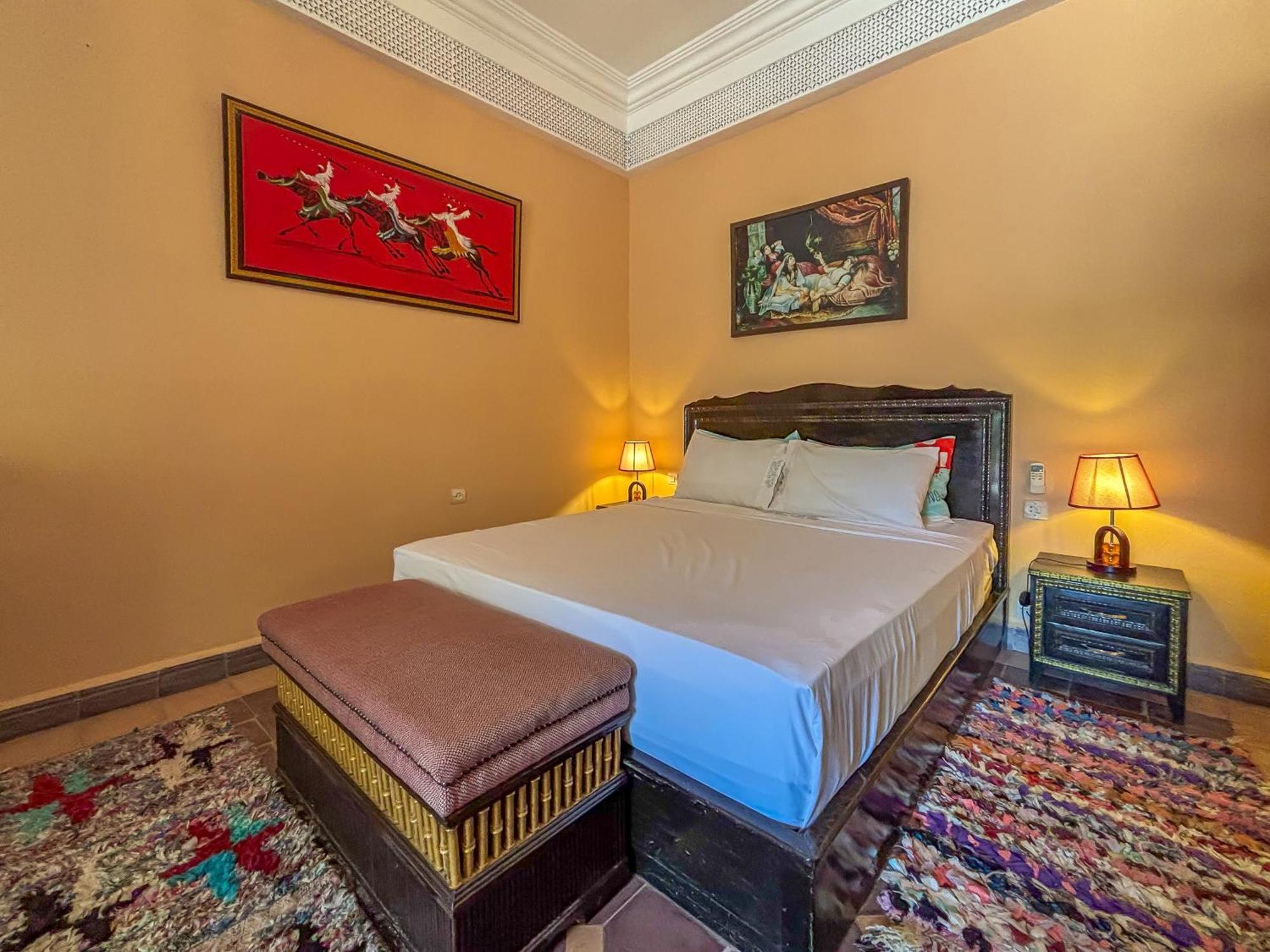Bed and Breakfast Le Bleu House Sidi Abdallah Ghiat Exterior foto