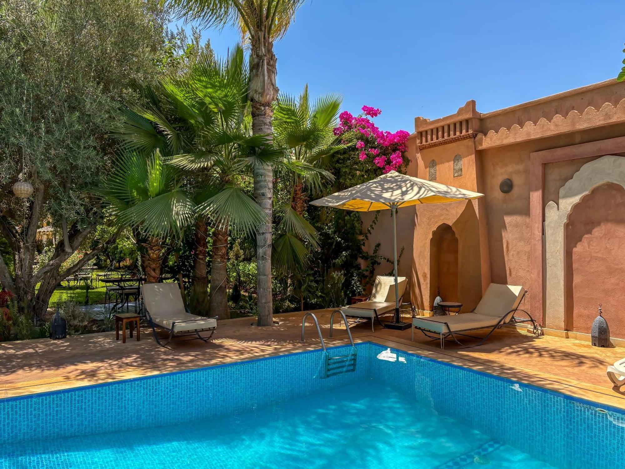 Bed and Breakfast Le Bleu House Sidi Abdallah Ghiat Exterior foto